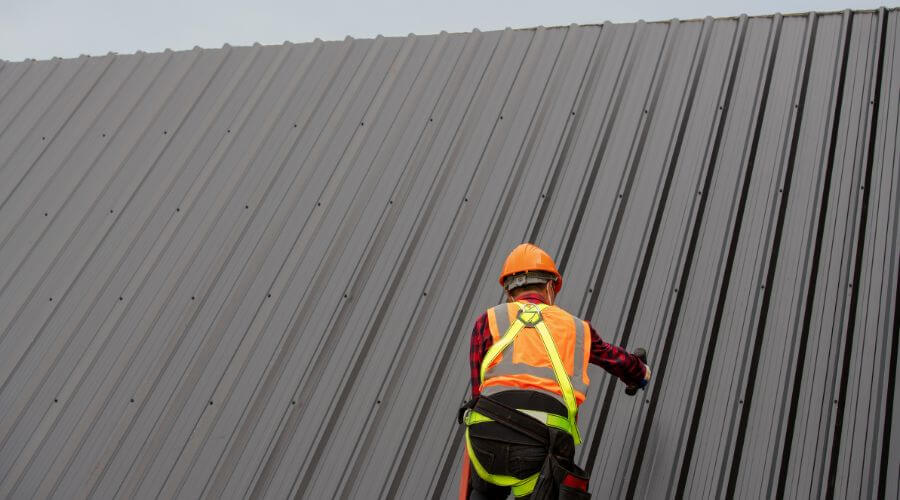 Professional metal roof installation services in Mason, OH